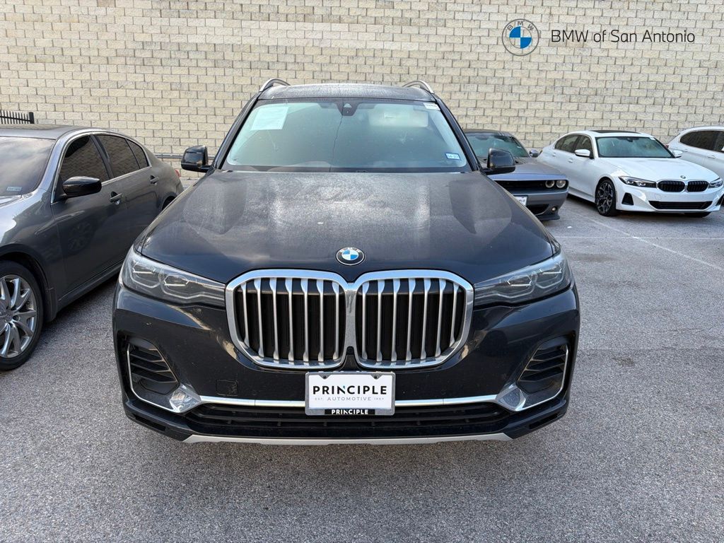 2022 BMW X7