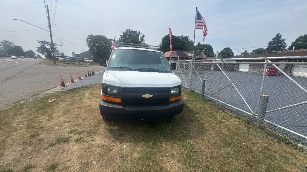 2013 CHEVROLET Express
