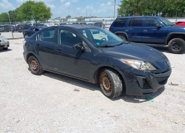 2010 MAZDA Mazda3