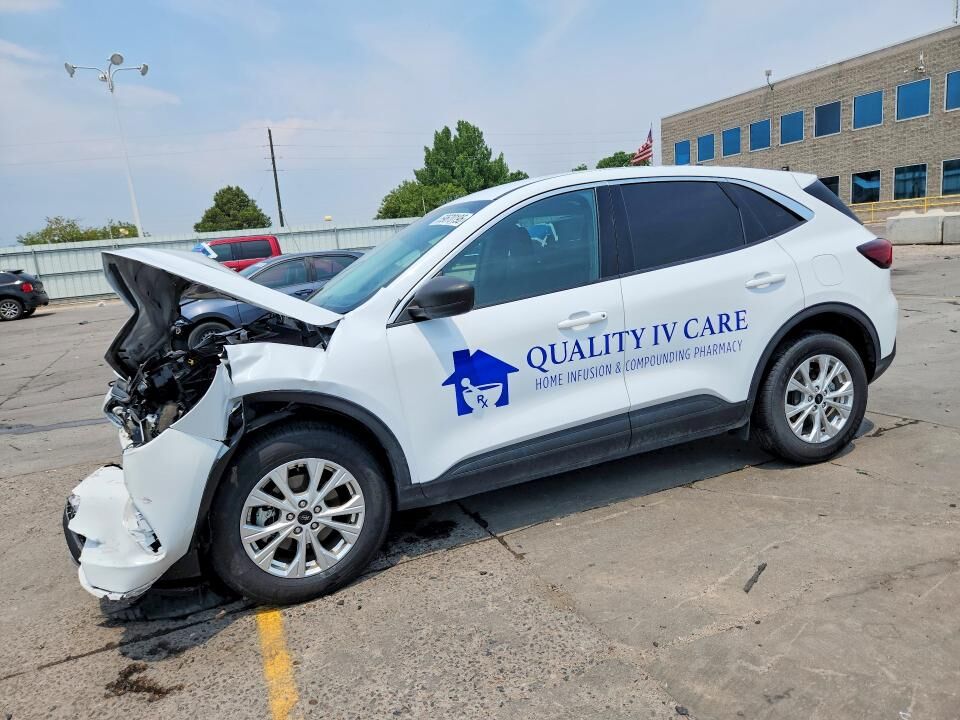 2024 FORD Escape