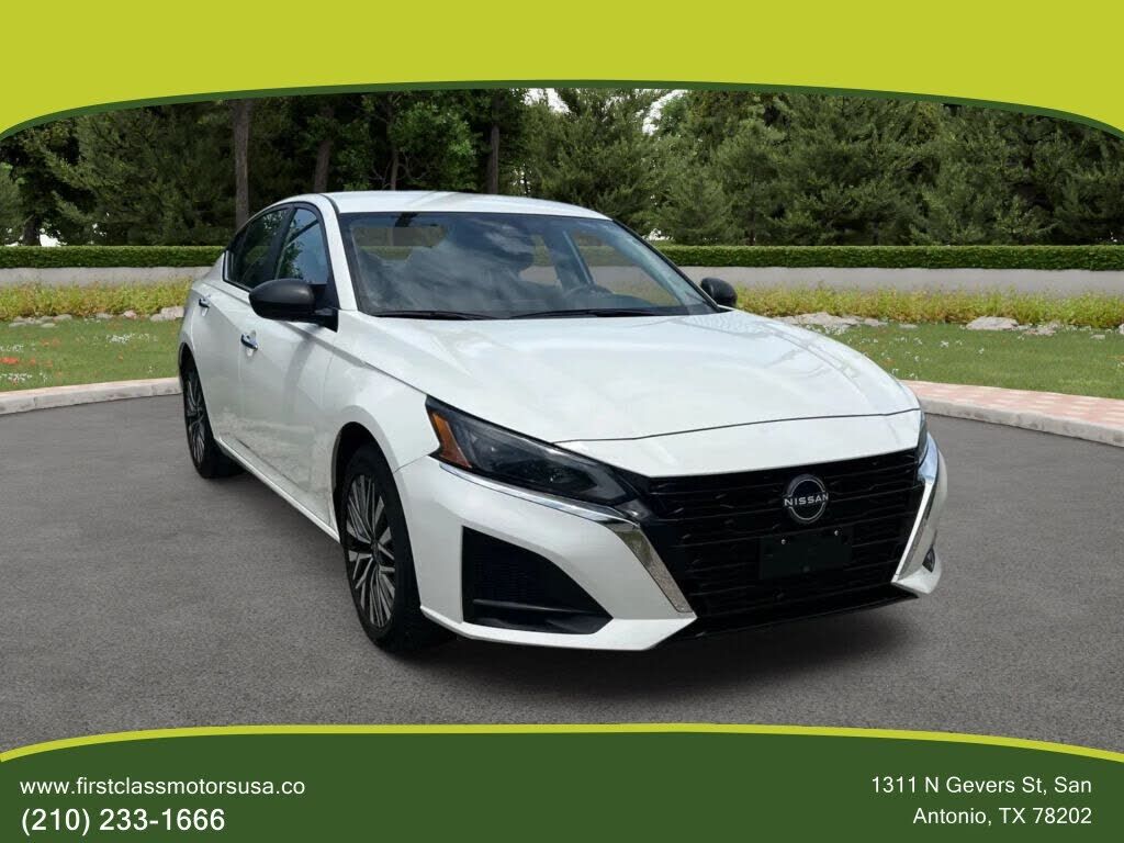 2025 NISSAN Altima