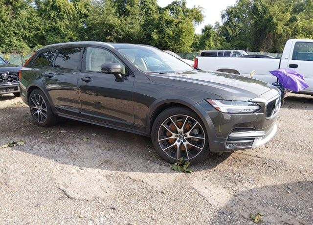 2020 VOLVO V90CC