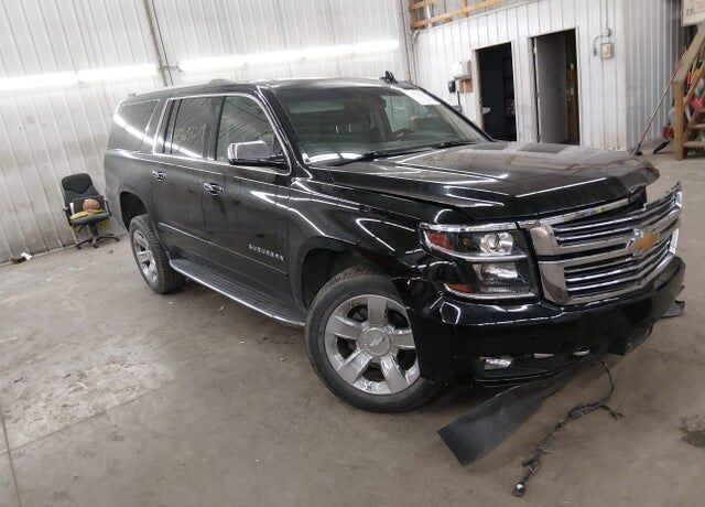 2017 CHEVROLET Suburban