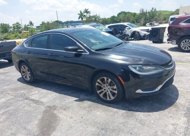 2017 CHRYSLER 200