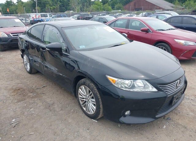 2015 LEXUS ES