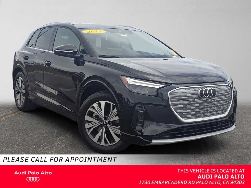 2023 AUDI Q4