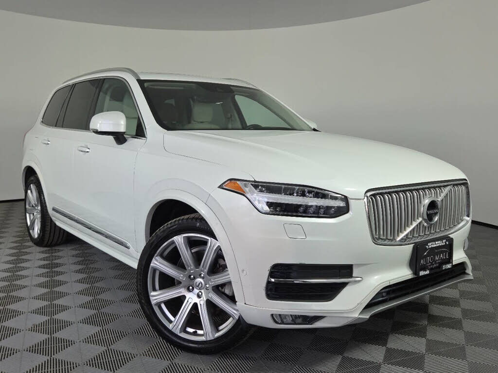 2019 VOLVO XC90