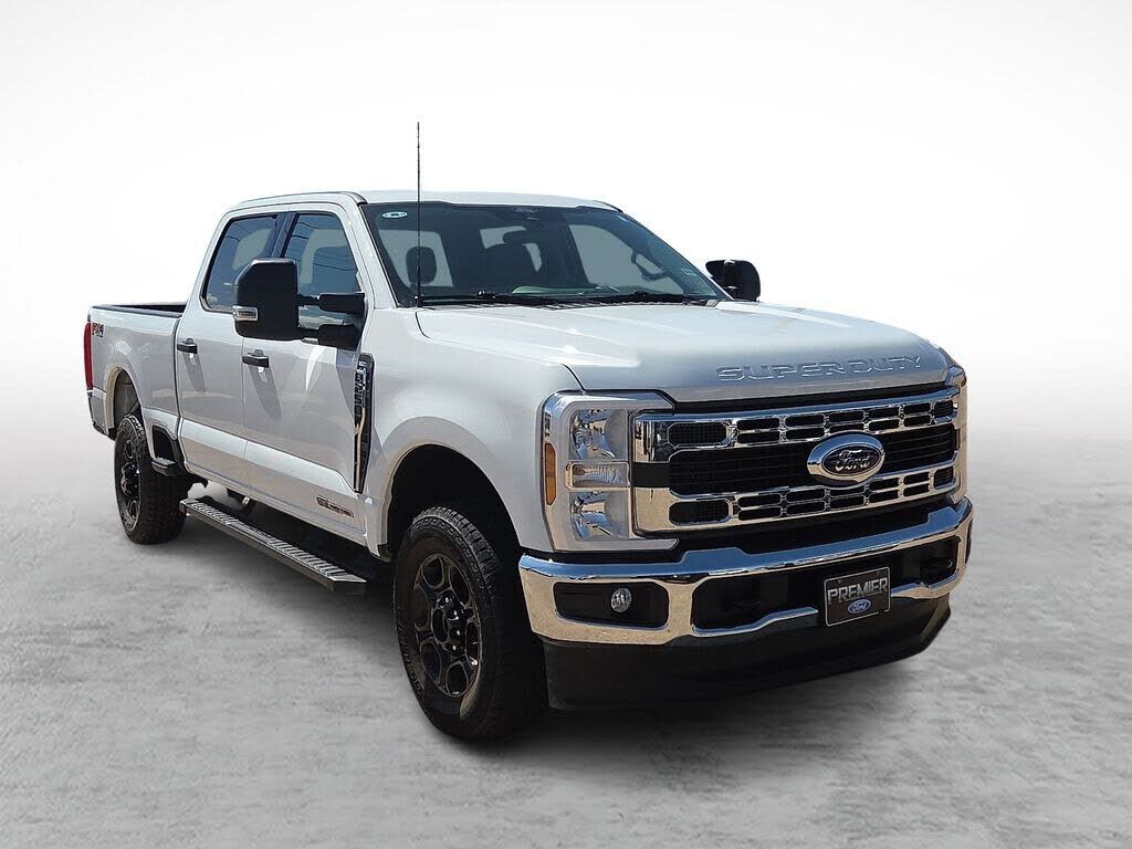 2025 FORD F-250
