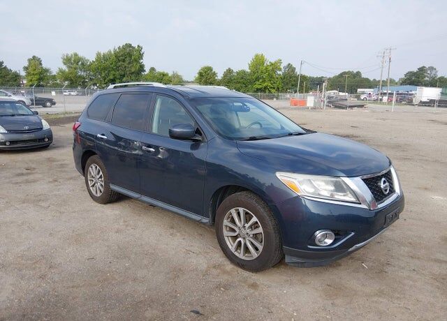 2016 NISSAN Pathfinder