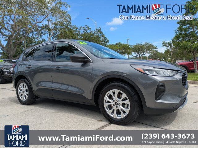 2023 FORD Escape