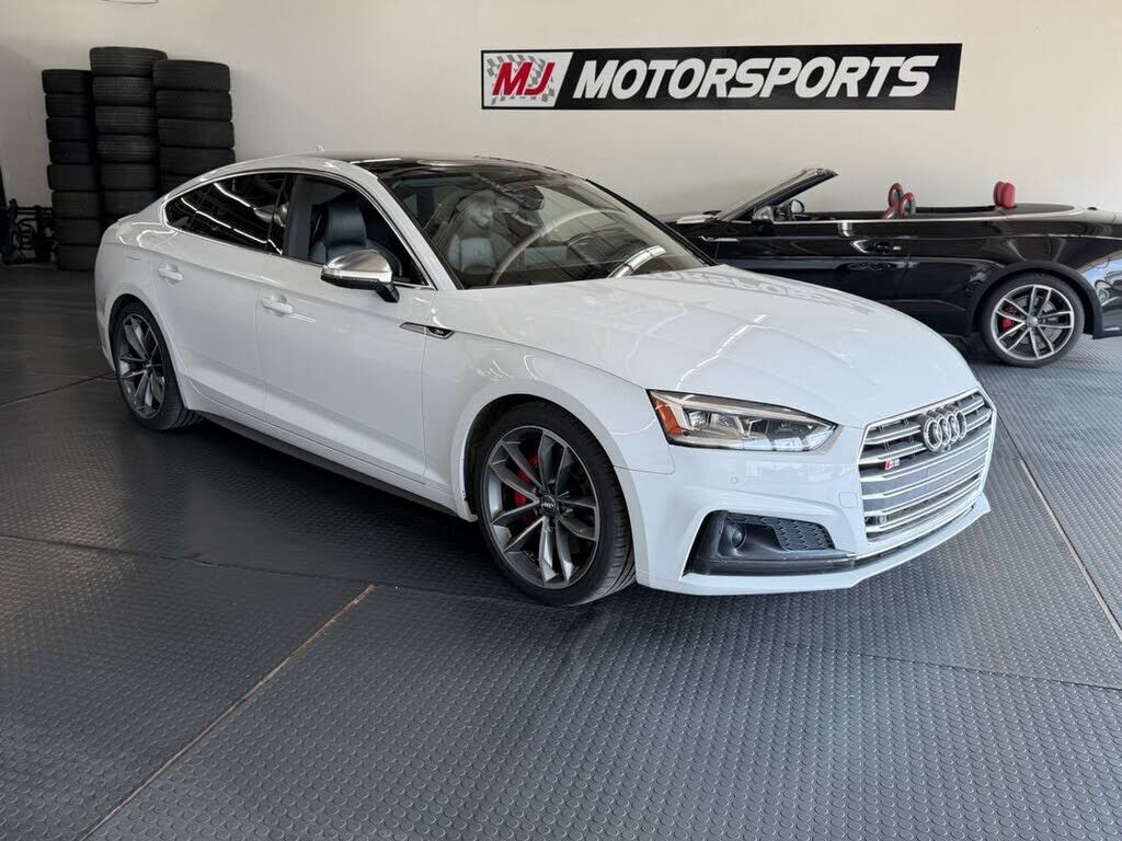2018 AUDI S5