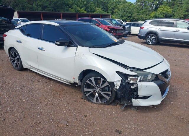 2016 NISSAN Maxima