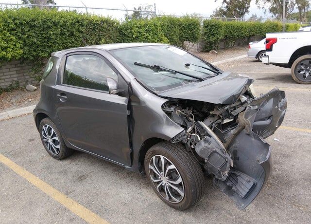 2012 TOYOTA Scion