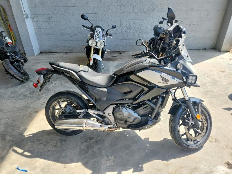 2015 HONDA NC700X