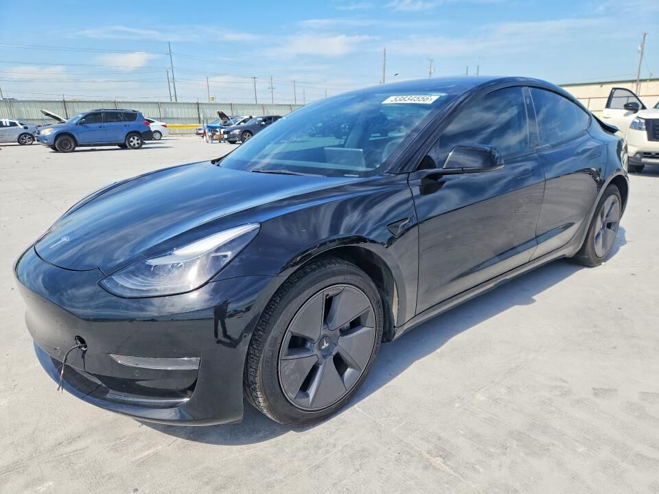 2022 TESLA Model 3