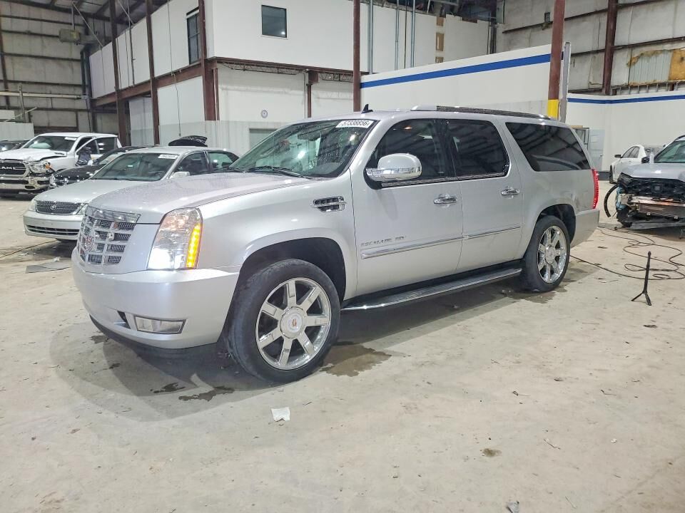 2013 CADILLAC Escalade