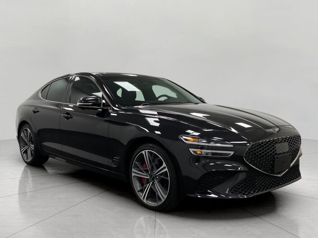 2025 GENESIS G70