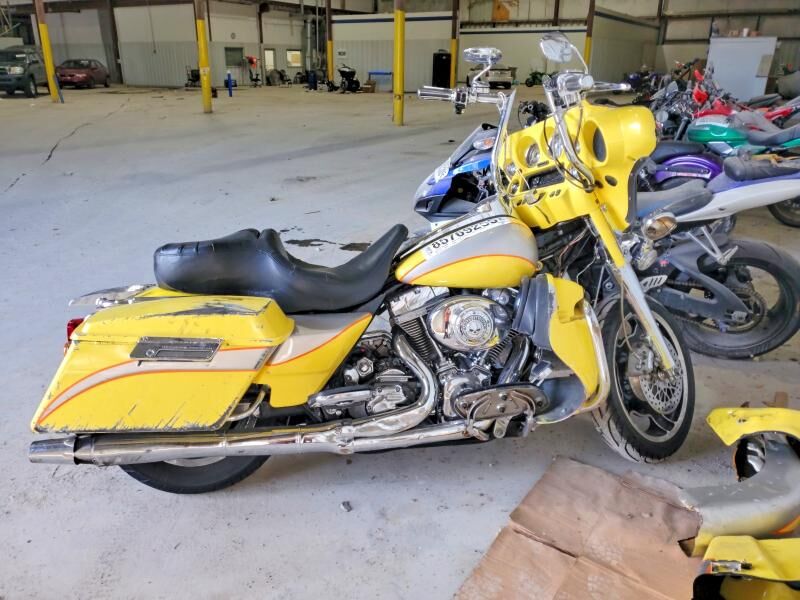 2005 HARLEY DAVIDSON CVO Electra Glide
