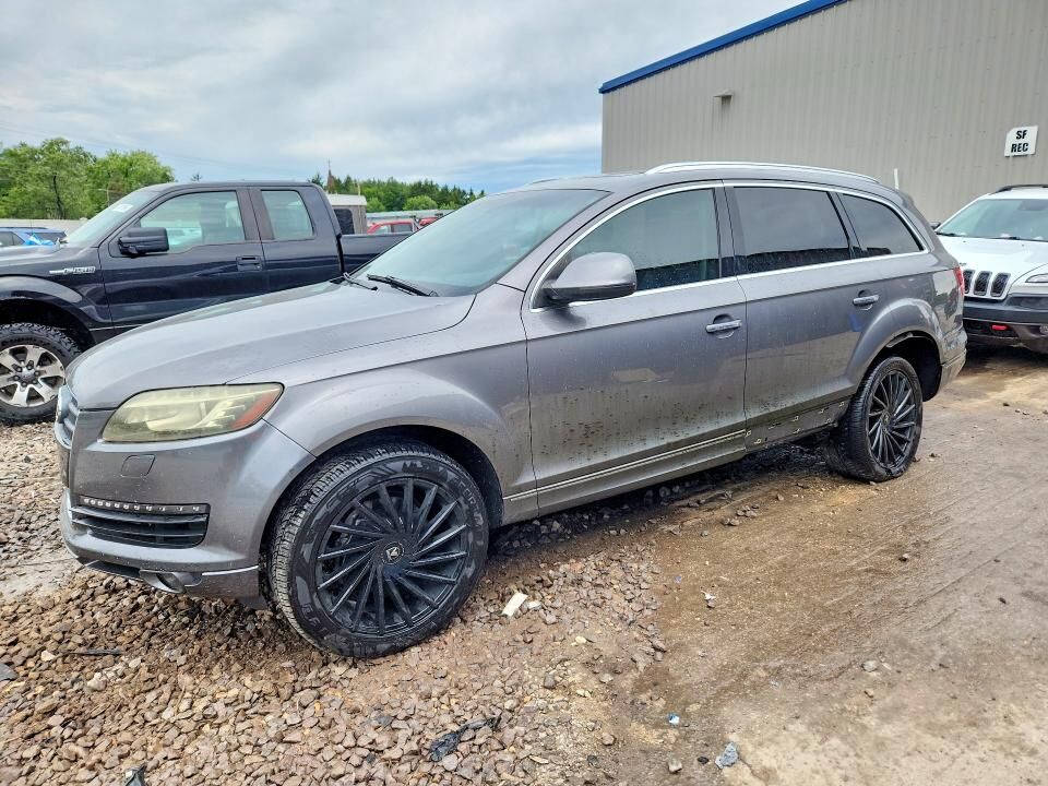 2011 AUDI Q7
