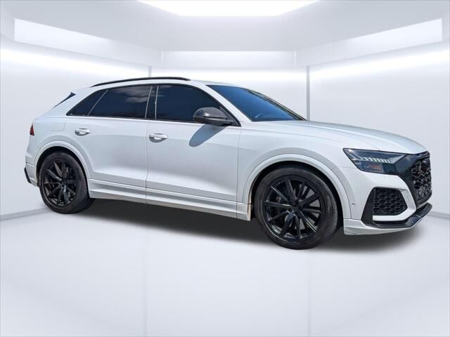 2022 AUDI RS Q8