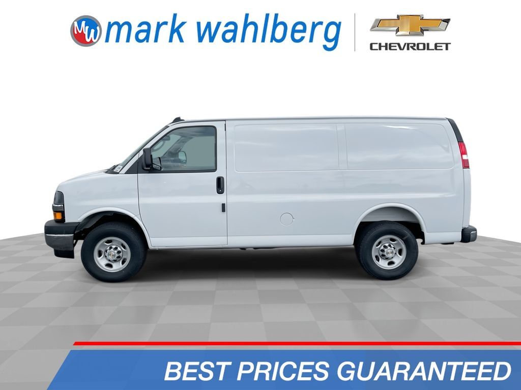 2026 CHEVROLET Express