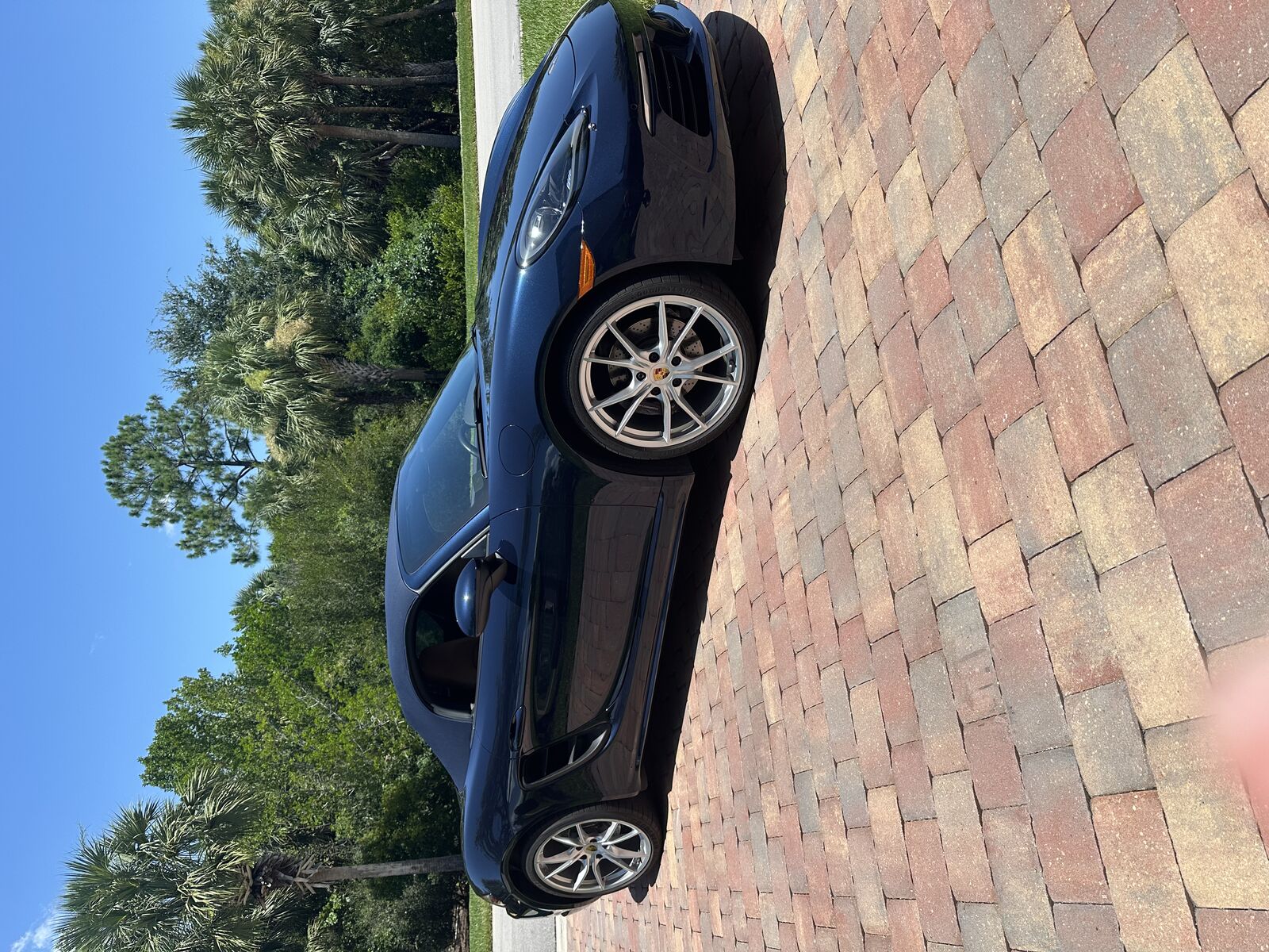 2019 PORSCHE 718