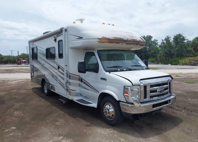 2011 FORD E-350