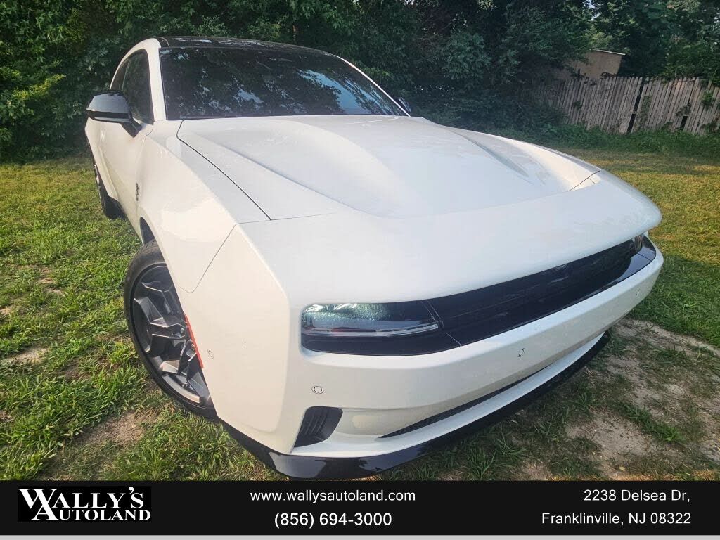 2025 DODGE Charger