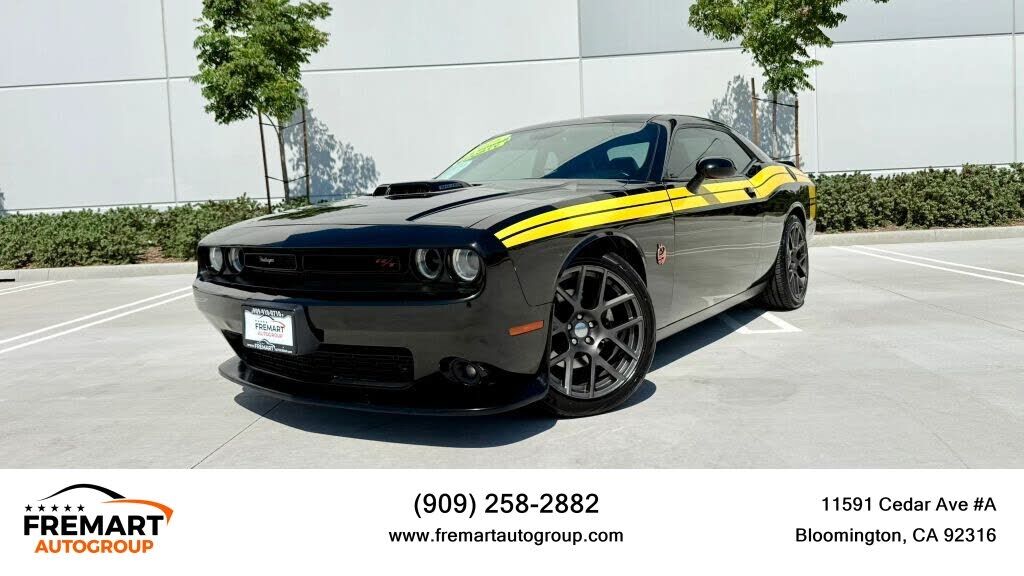 2016 DODGE Challenger