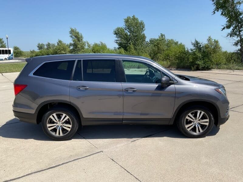 2016 HONDA Pilot