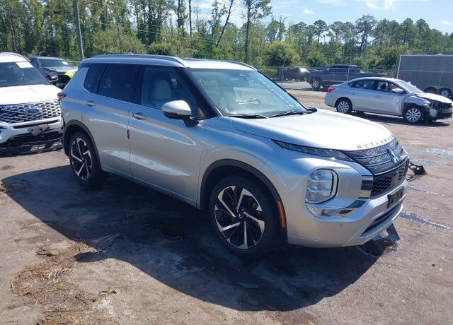 2023 MITSUBISHI Outlander