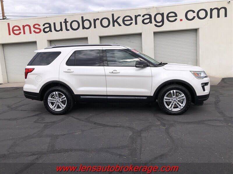 2018 FORD Explorer