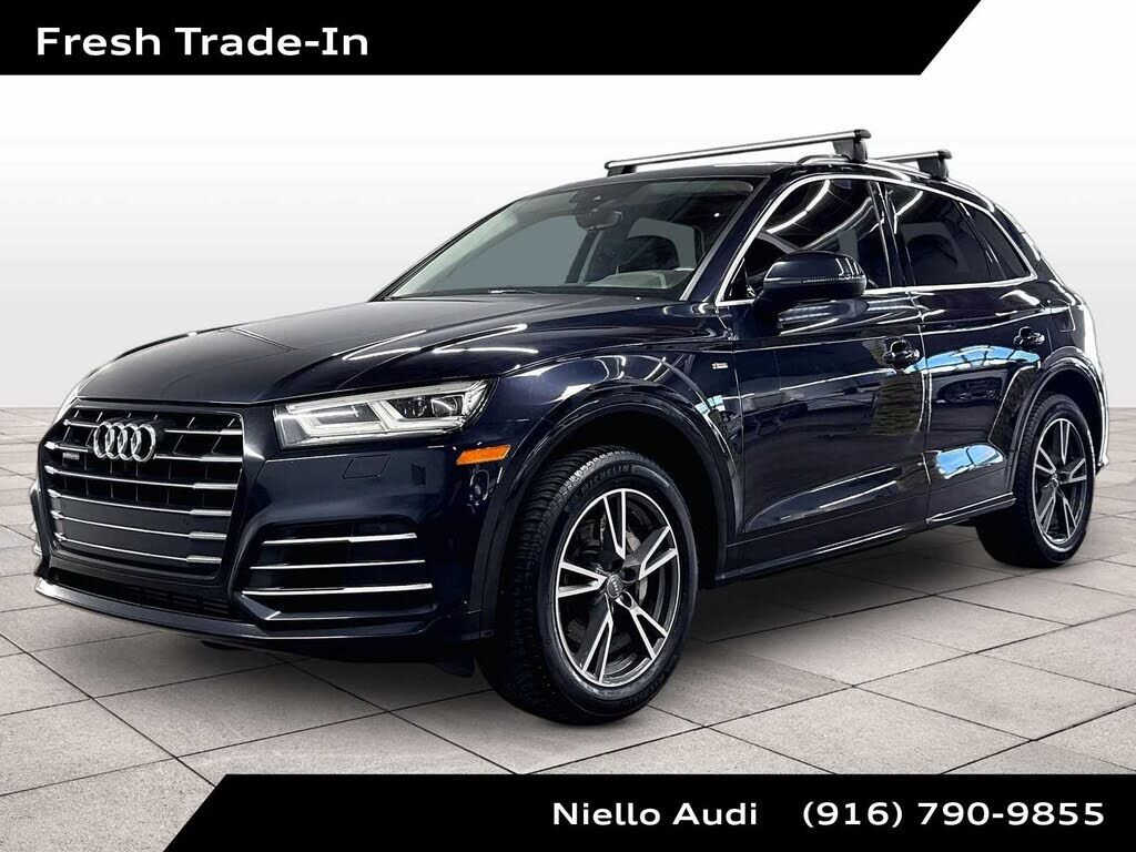 2020 AUDI Q5 e
