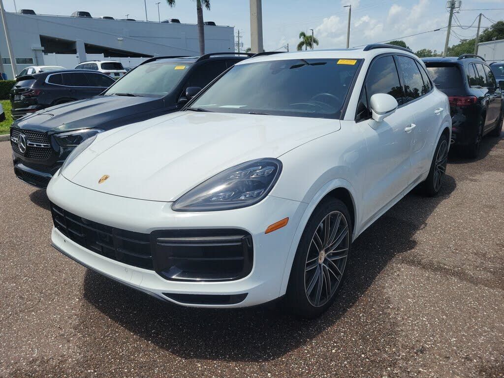 2021 PORSCHE Cayenne