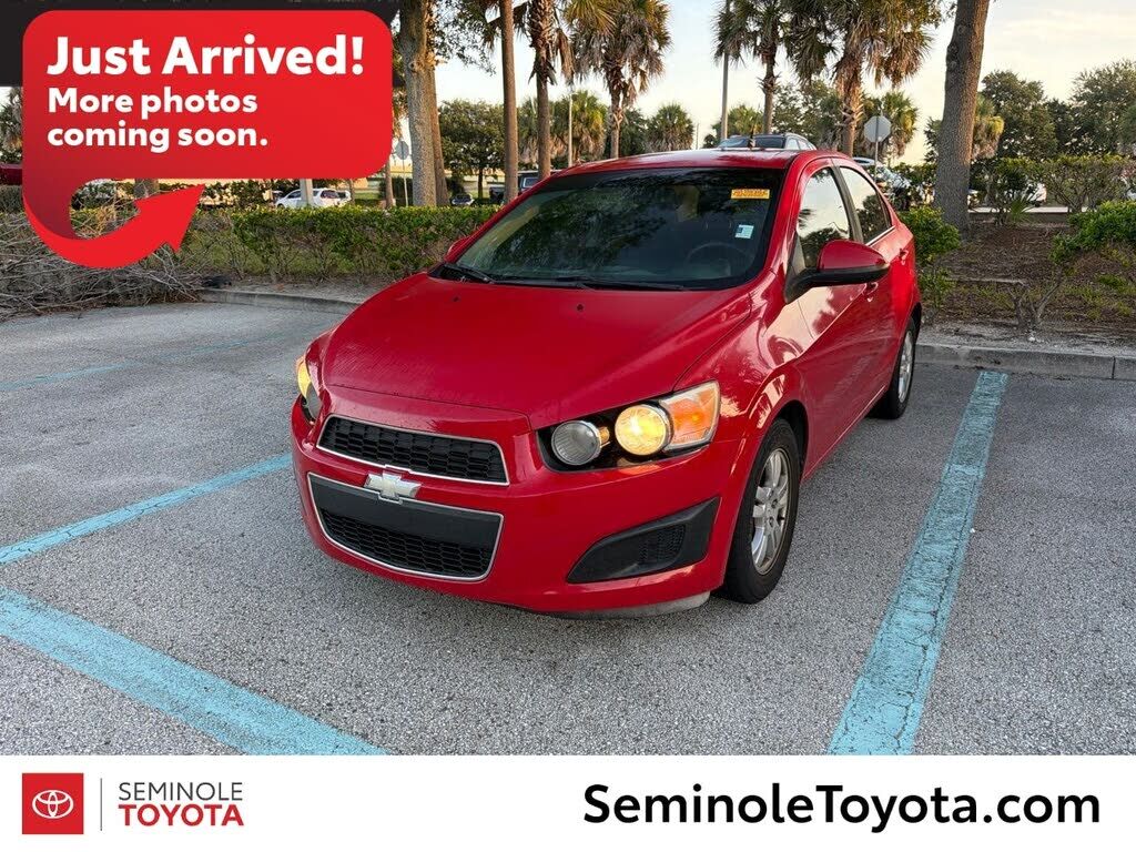 2013 CHEVROLET Sonic