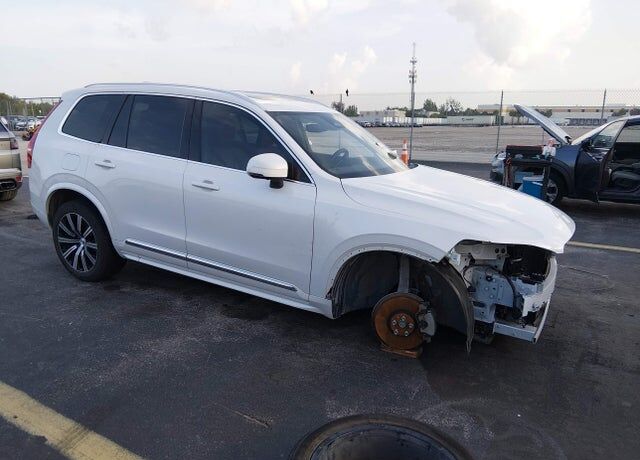 2024 VOLVO XC90