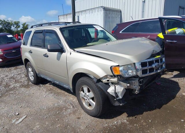 2012 FORD Escape