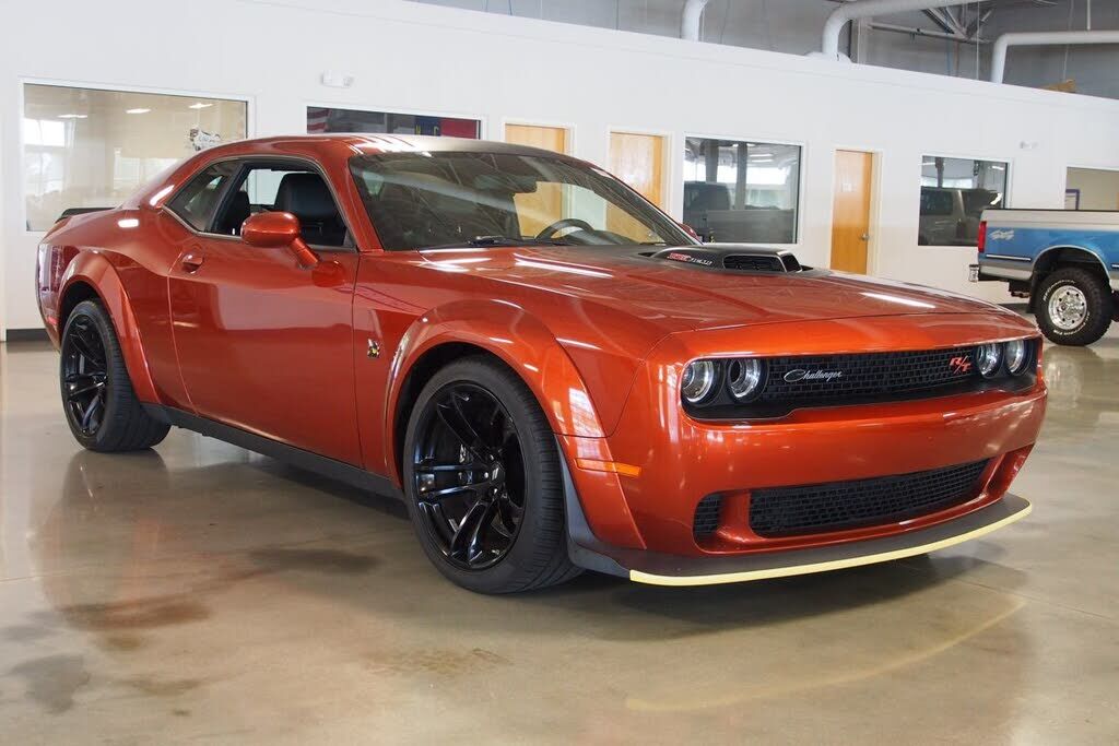 2022 DODGE Challenger