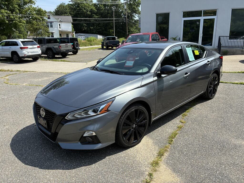 2022 NISSAN Altima