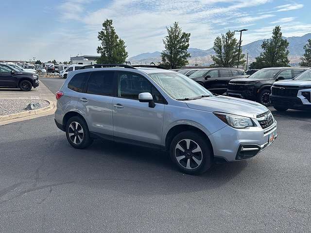 2018 SUBARU Forester