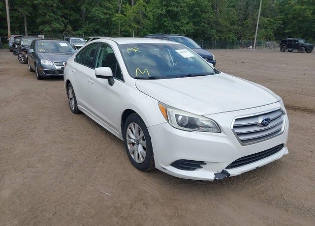 2015 SUBARU Legacy
