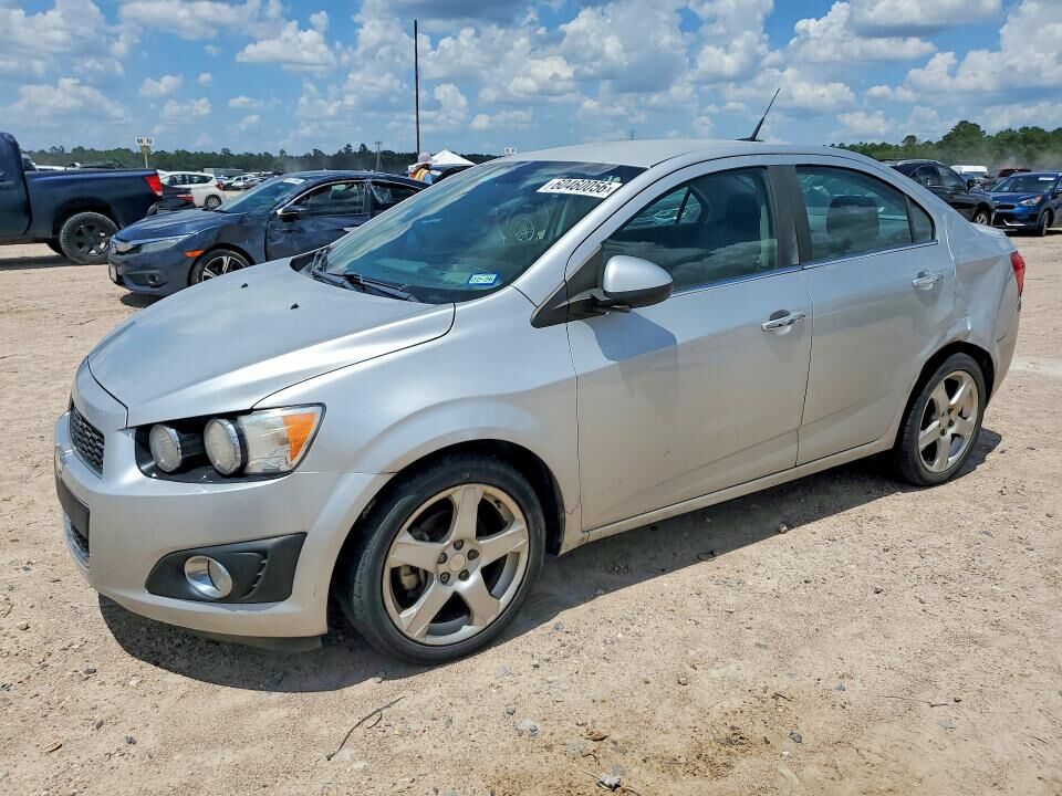2013 CHEVROLET Sonic