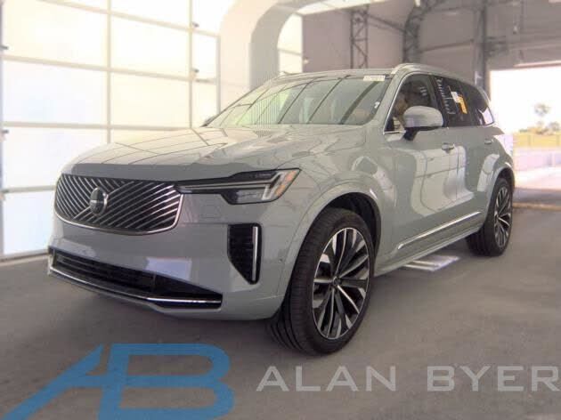 2026 VOLVO XC90