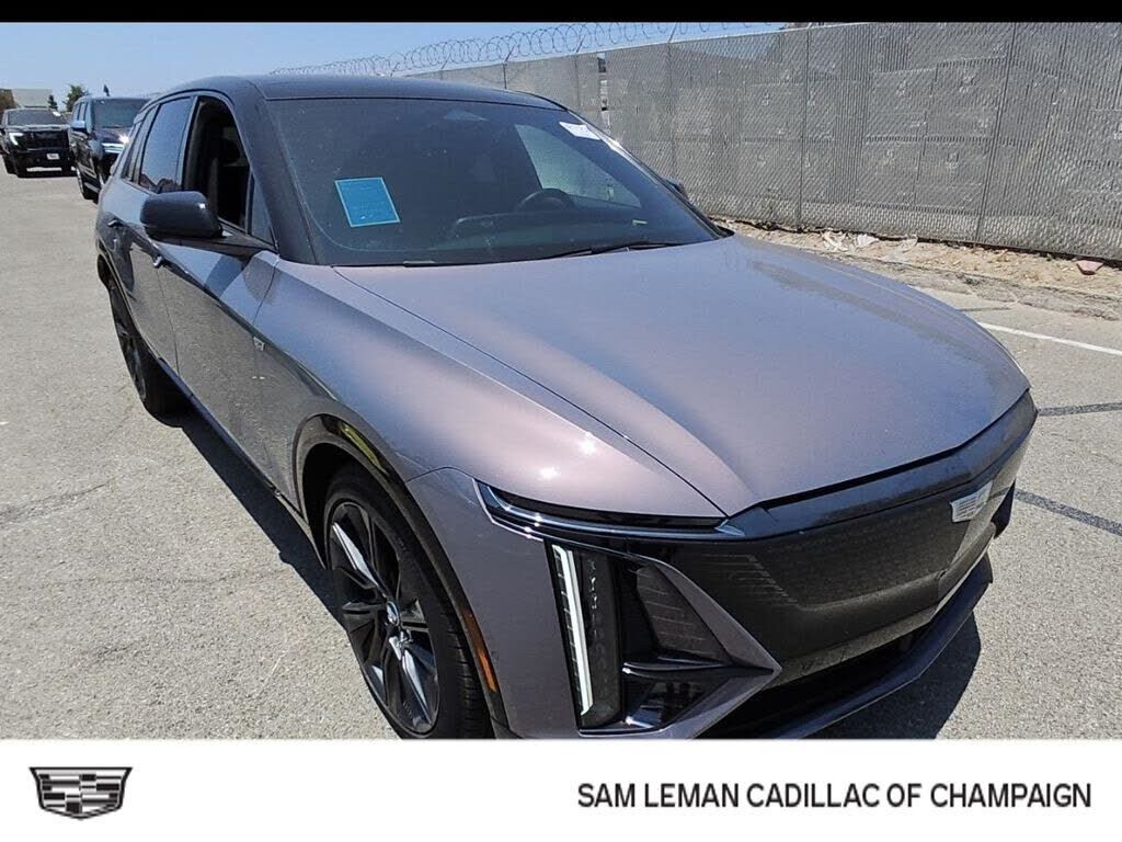 2024 CADILLAC Lyriq