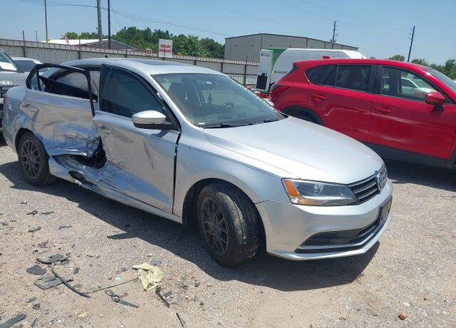 2016 VOLKSWAGEN Jetta