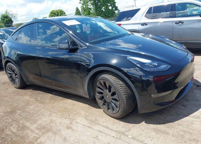 2022 TESLA Model Y