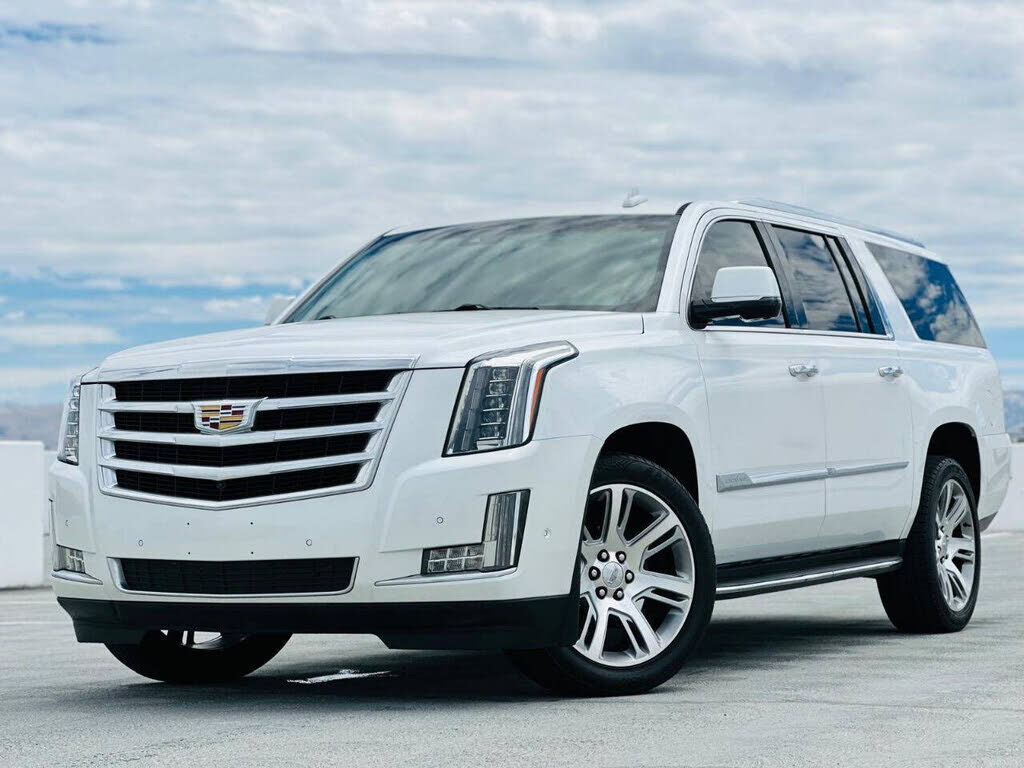2017 CADILLAC Escalade ESV