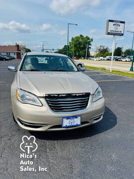 2013 CHRYSLER 200