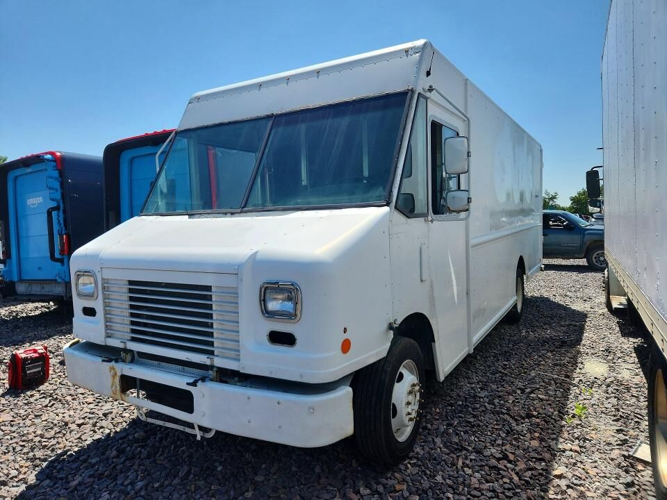 2015 FORD Commercial Chassis