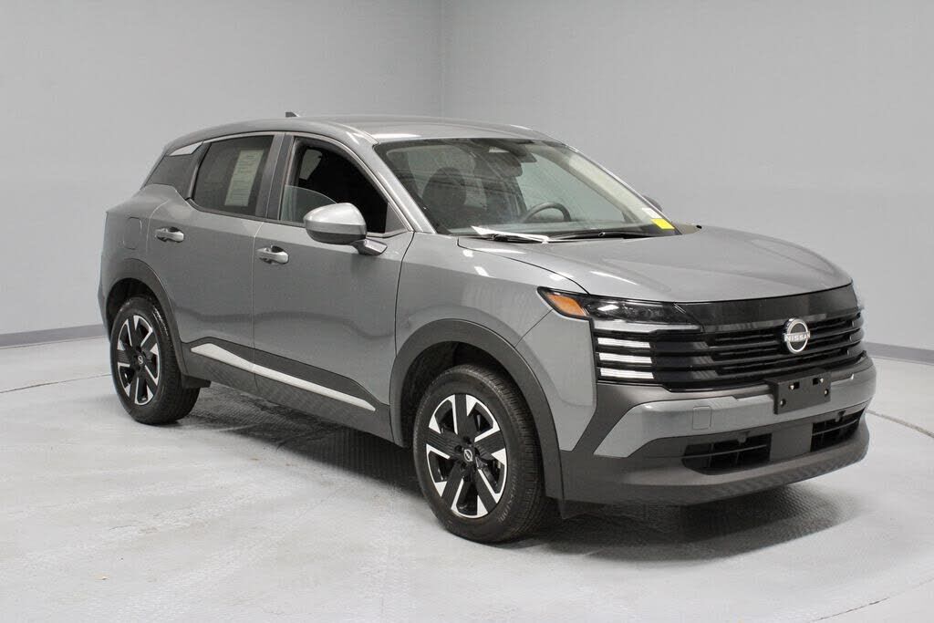 2025 NISSAN Kicks